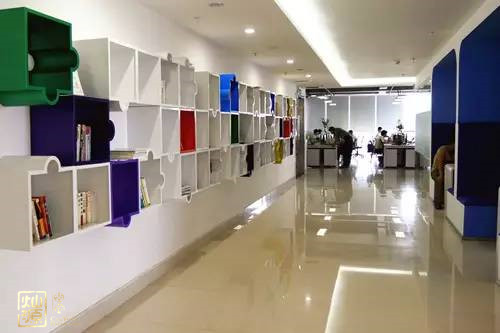 裝修辦公空間-走廊 裝修辦公空間-走廊