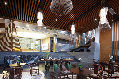 �ό��b�˾Ч���D